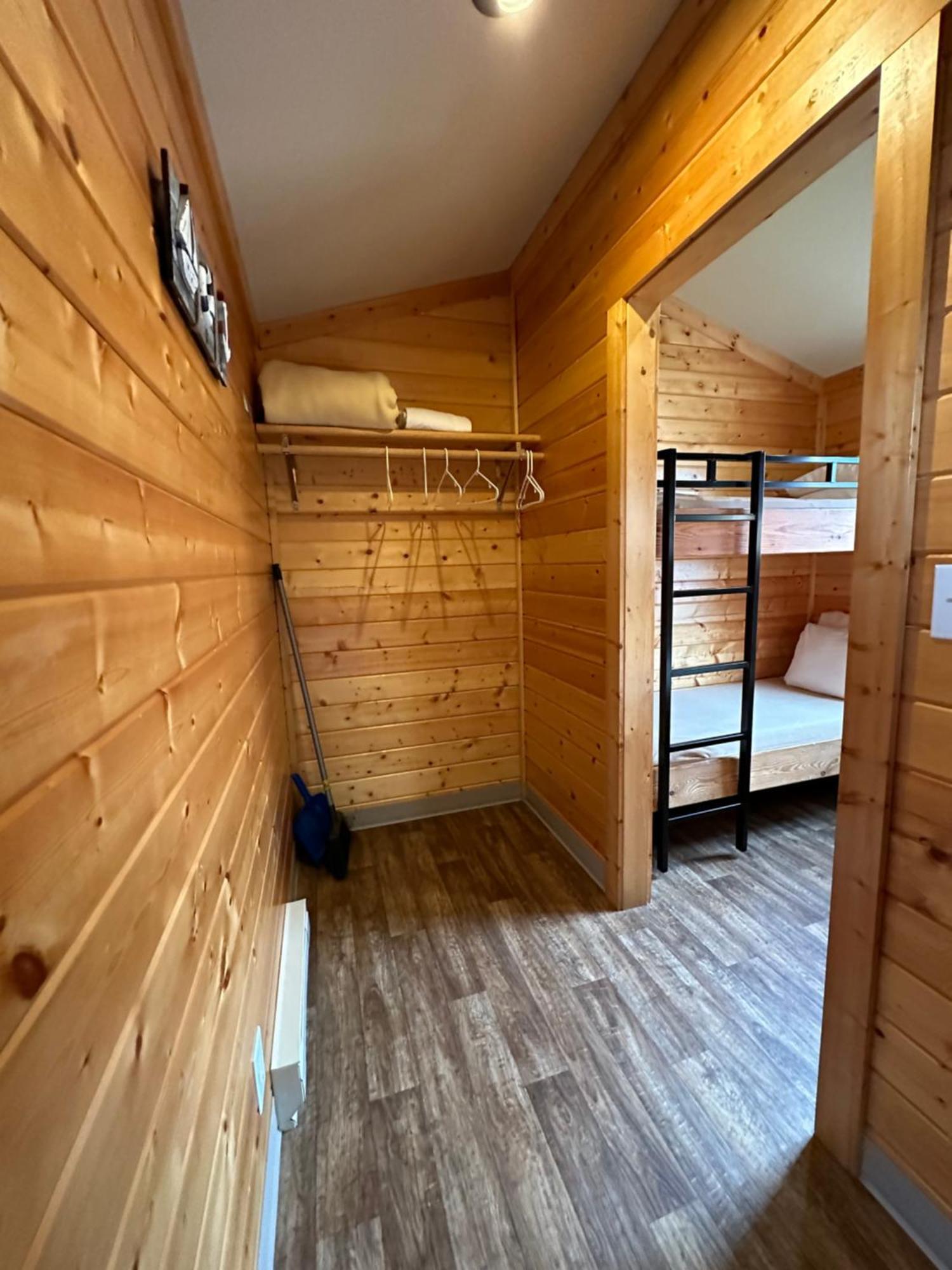 Westport Inn Cabins Экстерьер фото